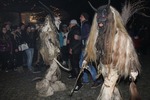 Perchtenlauf u. Adventmarkt - Schlüsslberg 12462952