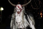 Perchtenlauf u. Adventmarkt - Schlüsslberg 12462966