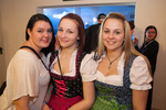 Dirndl Clubbing  12618893