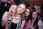 Dirndl Clubbing  12618908