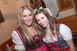 Dirndl Clubbing  12619122