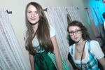 Dirndl Clubbing  12619145