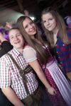 Dirndl Clubbing  12619244