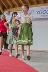 Modeschau bei Sommerfest FF Mareit 12907366