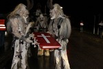 Perchtenlauf mit den Faistenauer Krampussen 13098895