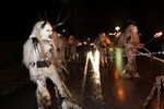 Perchtenlauf mit den Faistenauer Krampussen 13098910