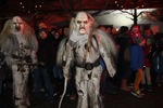 Perchtenlauf mit den Faistenauer Krampussen 13098938