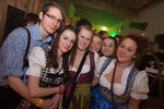 Dirndl trifft Lederhosn mit Darius & Finlay 13248054