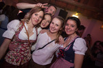 Dirndl trifft Lederhosn mit Darius & Finlay 13248137