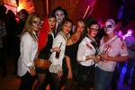 We love the 90s Halloween Party  13622585