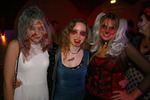 We love the 90s Halloween Party  13622619