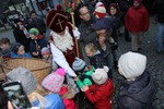 Adventmarkt & Perchtenlauf 13672736