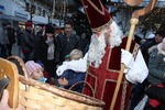 Adventmarkt & Perchtenlauf 13672739