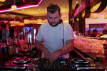 Beats & Bowl mit Live DJ 13865953