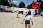 Beachvolleyballturnier und Beachparty 14647112