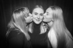 Dirty Kissing - Die wilde Aufrissparty 14755693