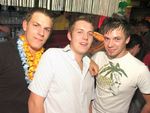 SZENE1-HAWAII-PARTY 1797563