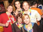 SZENE1-HAWAII-PARTY 2158457