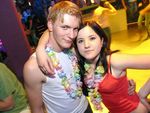 SZENE1-HAWAII-PARTY 2475425