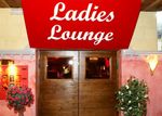 Ladies Lounge 2769174