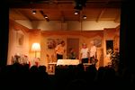 Theater: Haus mit Oma zu verkaufen 3144952