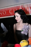 Autogrammstunde mit Dita von Teese 3484797