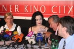 Autogrammstunde mit Dita von Teese 3484803