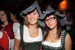 Lederhosn Meets Dirndl 4577021