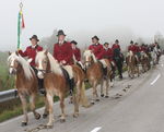 Nationalfeiertag - Leonhardiritt mit Pferdesegnung