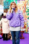 Milka Weihnachtstruck mit Sandra Pires 4901371