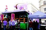 Milka Weihnachtstruck mit Sandra Pires 4901376