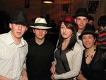 SZENE1-HAT-CLUB 5388768