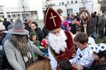 Adventmarkt mit Perchtenlauf 7171653