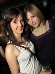 SZENE1-SCHOOL-OUT-PARTY 7607464