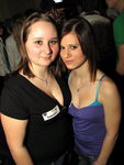 SZENE1-SCHOOL-OUT-PARTY 7607614