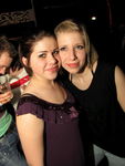 SZENE1-SCHOOL-OUT-PARTY 7607873