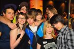 SZENE1-SCHOOL-OUT-PARTY 7608271