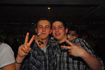 Rob & Chris live 7659975