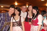 Lederhosn und Dirndl Night 7794887