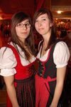 Lederhosn und Dirndl Night 7794892