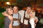 Lederhosn und Dirndl Night 7794906