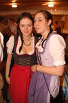 Lederhosn und Dirndl Night 7794958