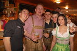 Lederhosn und Dirndl Night 7795047