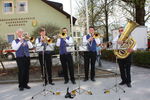 Maibaum-Setzen in Mondsee 8049914