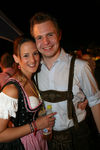 Global Kryner bei der Nacht in Tracht 8460032