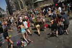 FLASHMOB - Wasserschlacht am Stephansplatz 2010 8461994