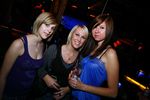 Ladies Club 8909715