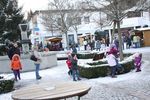 Adventmarkt mit Nikolaus