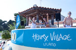 Henry Village 9717877