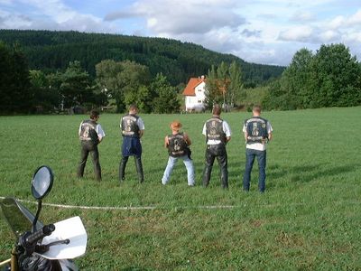 Gruppenavatar von alle kinder schiffen in die rinne nur nicht inge die sitzt drinnen